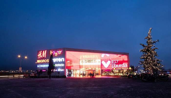 17 Burda AVM’den muhteşem hediyeler