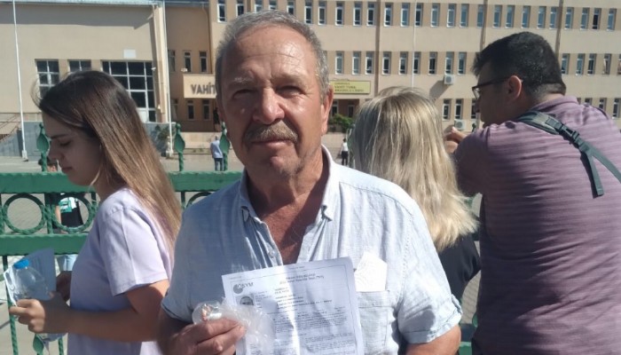 'Eğitim öğretim her yaşta şart' dedi sınava girdi