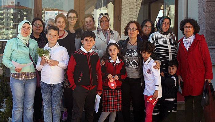Altın Yıllar Yaşam Merkezine ziyaret