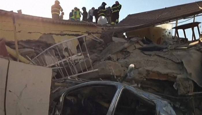 İtalya’da deprem: 2 ölü, 39 yaralı