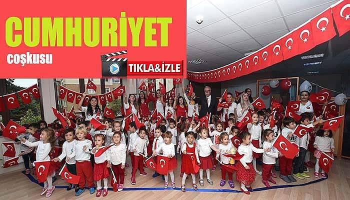 Kreş çocuklarının Cumhuriyet coşkusu..
