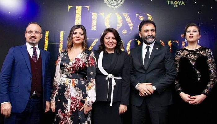 “TROYA EN PRESTİJLİ ÖDÜLE LAYIK GÖRÜLDÜ”