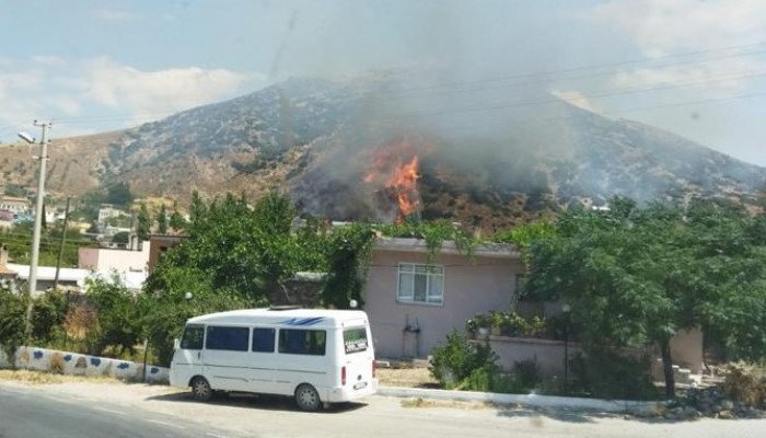 Ayvacık Kösedere’de yangın! (VİDEO)