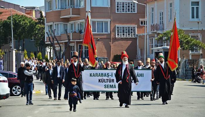 Çanakkale'de 'Cepheye Sema Mevlevi Alayı Yürüyüşü (VİDEO)