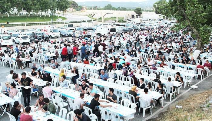 Avcılar İftar Yemeğinde Buluştu
