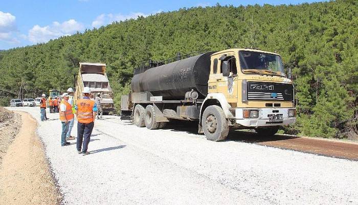 11 KÖY, ASFALT YOLLA BİRBİRİNE BAĞLANDI