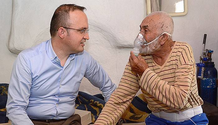 Turan’dan hasta ve yaşlı ziyareti