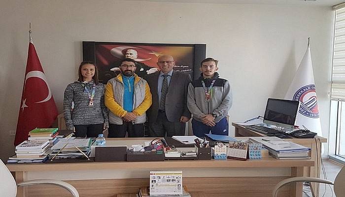 Şampiyonlar Üniversitede Ziyarette Bulundu