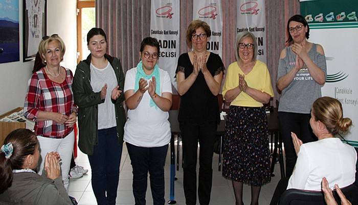 “Çanakkale kadınları ile yürüyor ve büyüyor”
