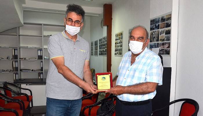 Eski Çevre Bakanı Üçpınarlar’a teşekkür plaketi