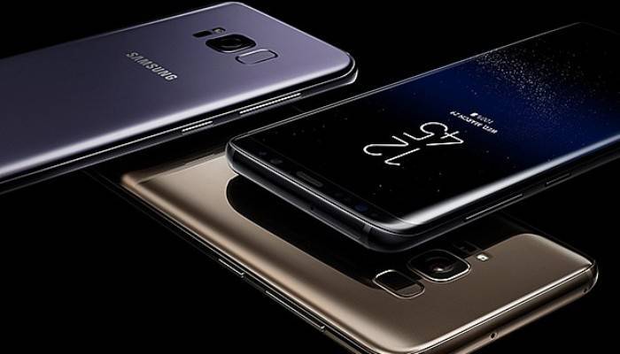 Samsung yeni telefonu Galaxy S8'i tanıttı
