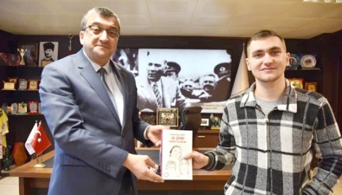 Yeni kitap hazırlığındaki Yavaş, Başkan Öz ile buluştu