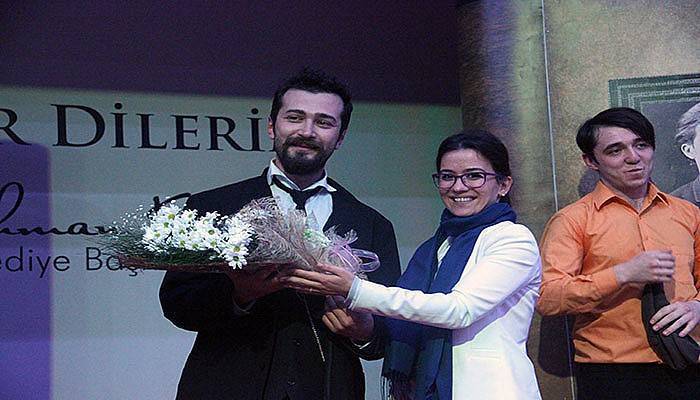 Ömürsün Doktor tiyatro oyunu Çan’da sahnelendi
