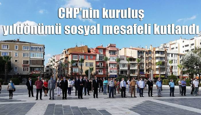 CHP’nin kuruluş yıldönümü sosyal mesafeli kutlandı