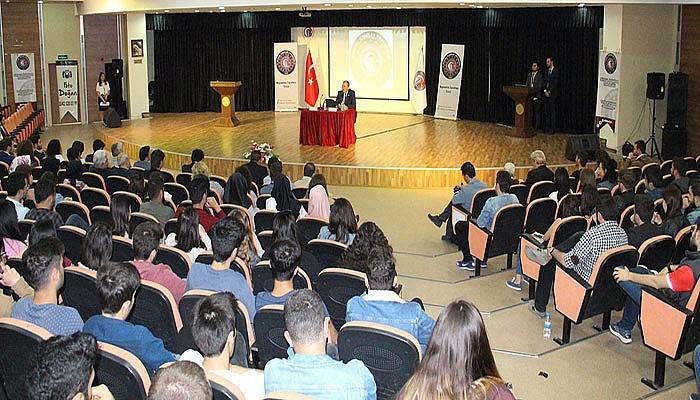 Başkan Işık, Üniversite Öğrencileriyle Buluştu