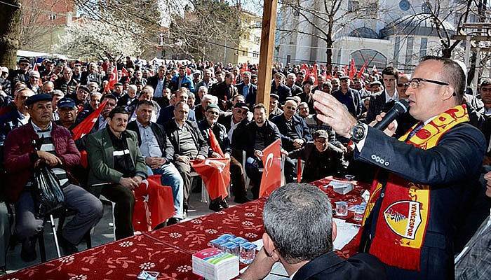 Turan, Yenicelilerle buluştu