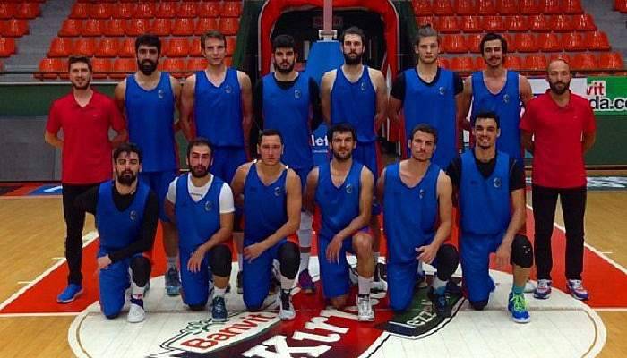 Umurbey Belediyesi Basketbol Takımı hazırlık maçında galip