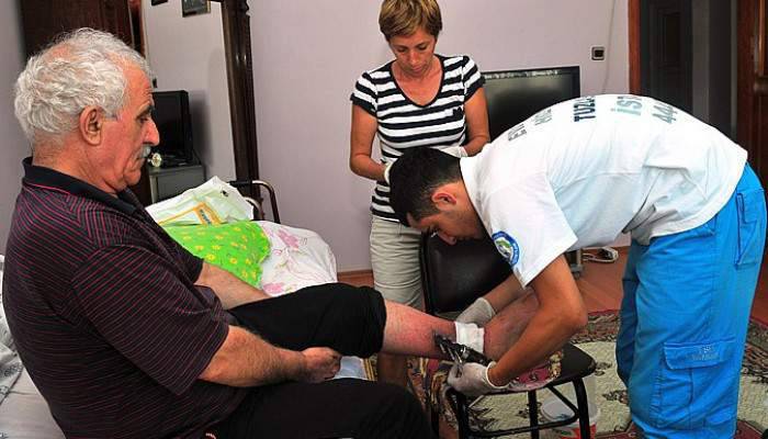 Çanakkale‘de 5 bin 895 kişiye evde sağlık hizmeti verildi