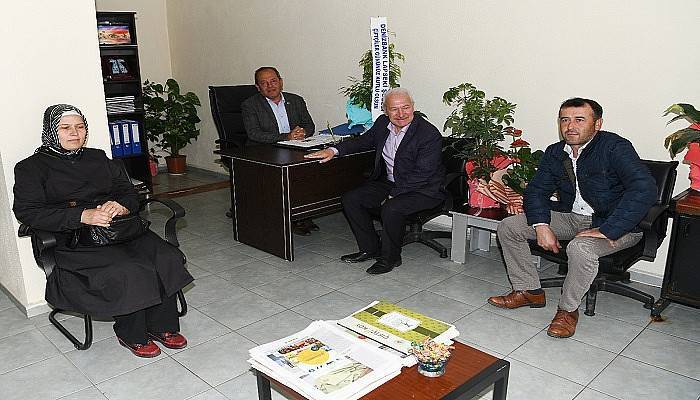 “Adeta bir çocuk gibi bakıyorsunuz meyvelere”
