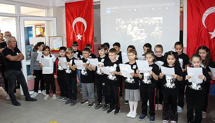 Arıburun İlkokulunda Atatürk’e duygulu anma