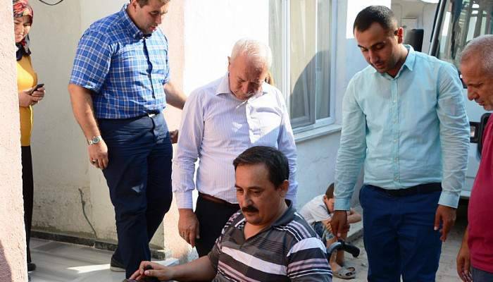 Engelli vatandaşa akülü sandalye
