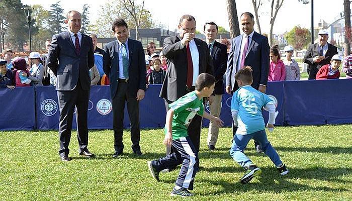 Biga'da çocuk olimpiyatları başladı (VİDEO)