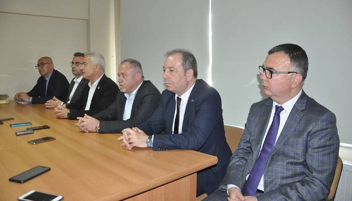 İYİ Parti’den iadeyi ziyaret
