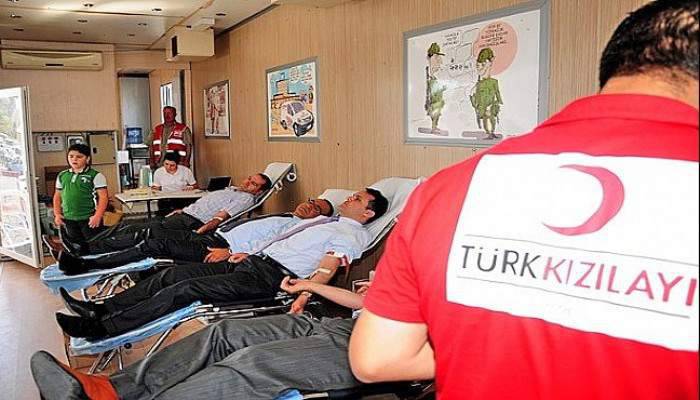 Kan bağışında bulunuyoruz ama…