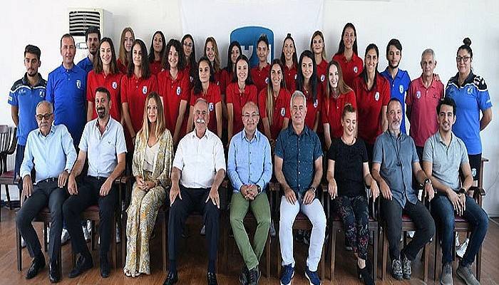 Çanakkale Belediyespor’da toplu imza töreni