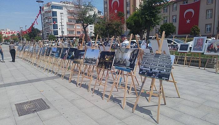 15 Temmuz Fotoğraf Sergisi ziyaretçilere açıldı