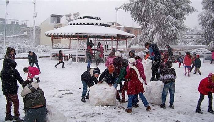 Bayramiç'te taşımalı eğitime bir gün ara
