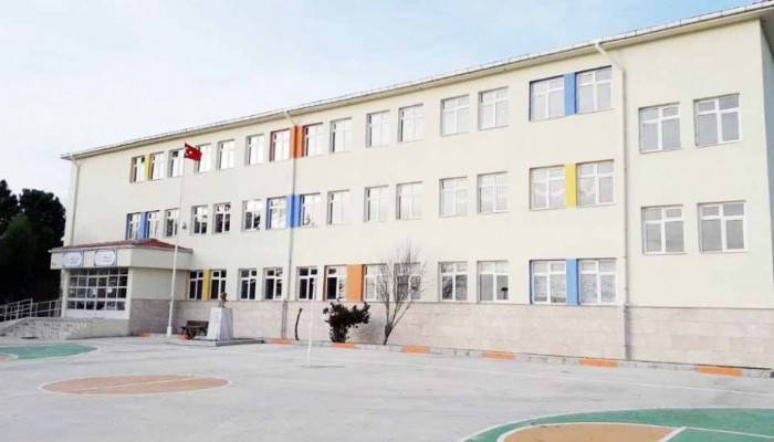 İmam Hatip Pansiyon inşaatı hızla devam ediyor