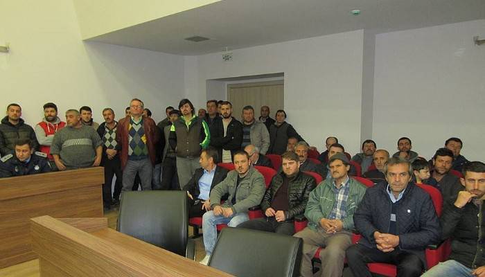 Biga pazar esnafı eski pazar yerini istiyor