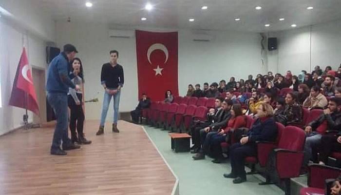 Çanakkale SGK'dan öğrencilere seminer