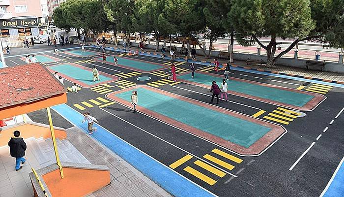 Çanakkale'de Öğrenciler İçin Trafik Eğitim Pisti