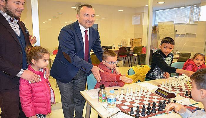 Baro’dan Satranç Turnuvası