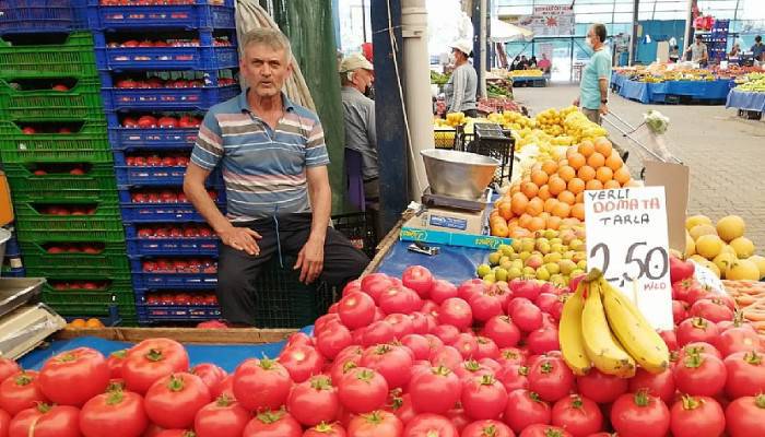 Salı pazarı sakin geçti