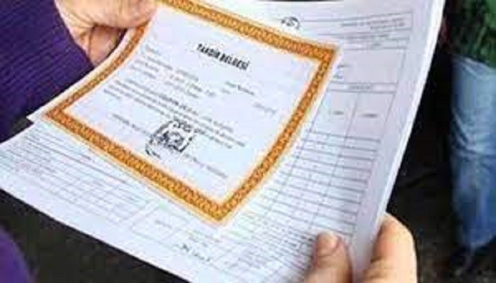 Öğrenciler Karnelerini Aldı