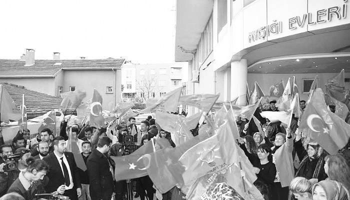 ''Kalk ben yapayım o zaman belediye başkanlığını''