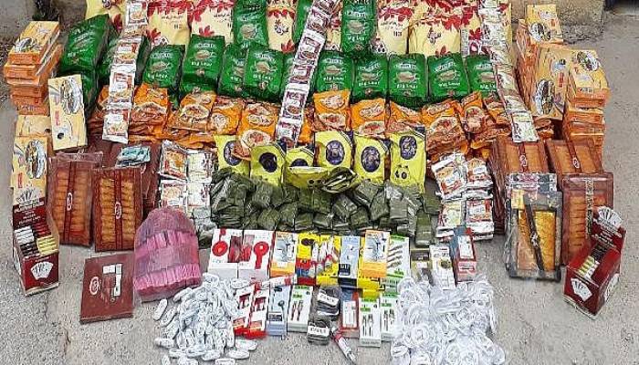 Çanakkale'de Kaçak Sigara Ve Gıda Operasyonu
