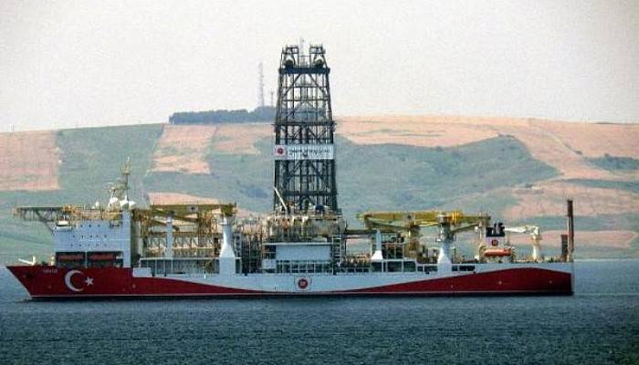 'Yavuz' sondaj gemisi, Çanakkale Boğazı'nda