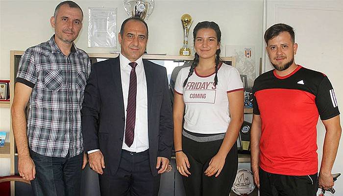 Fatma Nur, milli formayı terletecek