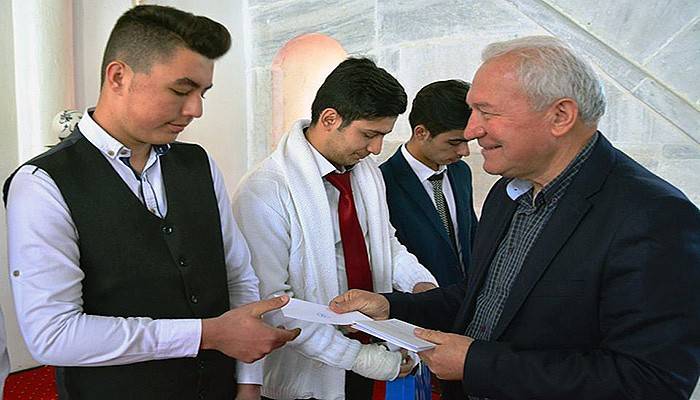 Genç hatiplere ödül