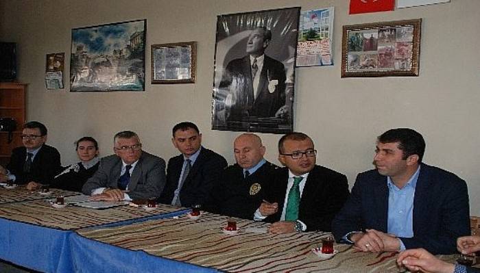 Bayramiç’te mahalle toplantıları