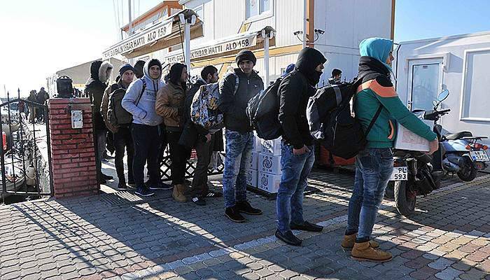 44 kaçak göçmen yakalandı