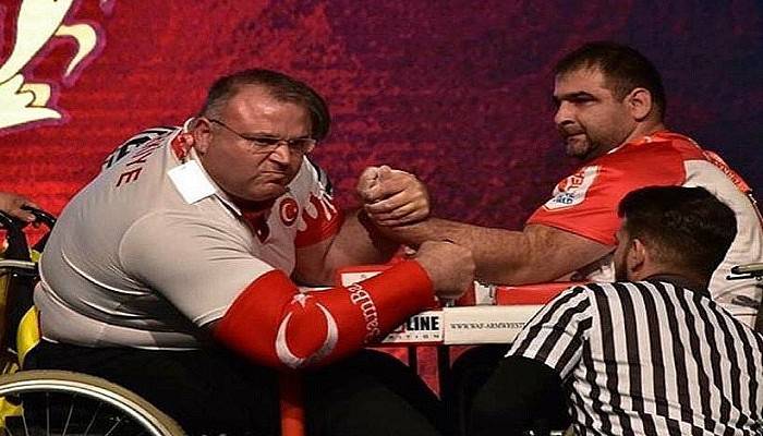 Dünya Şampiyonluğu için güreşecek