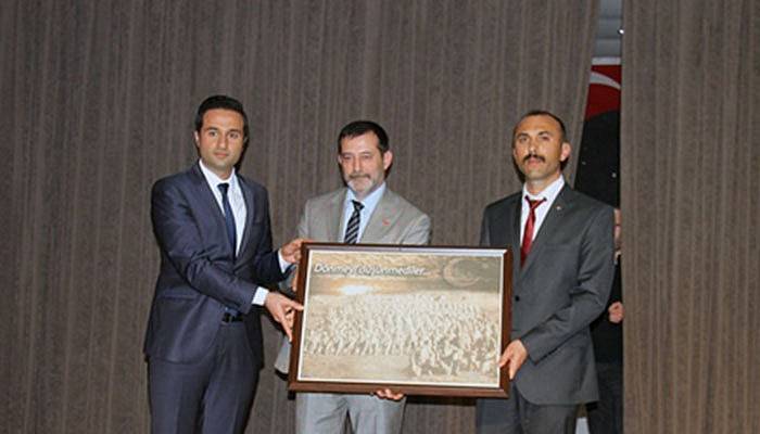 Ülkücüler 'Çanakkale Geçilmez' dedi