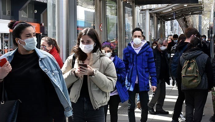 'Salgından ‘başarı hikayesi’ çıkarıp siyasi rant hedefiyle politikalar üretildi'