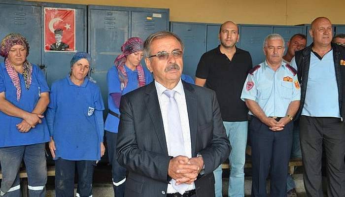 Özacar Belediye Personeliyle Bayramlaştı