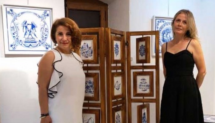 Çini sergisi ‘Mavi Beyaz Ateş’ ziyaretçilerini ağırlıyor